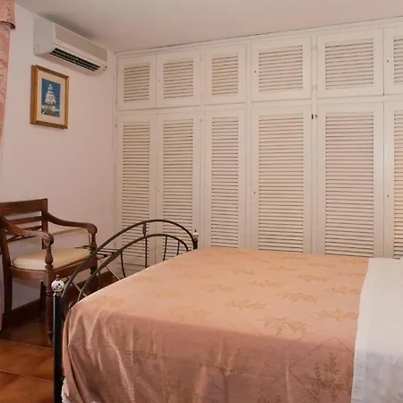 Chiara Bed & Breakfast